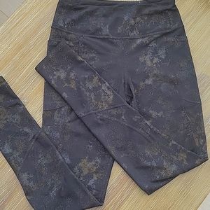 Victoria's Secret, Victoria Sport, Total Knockout Leggings. Like New.